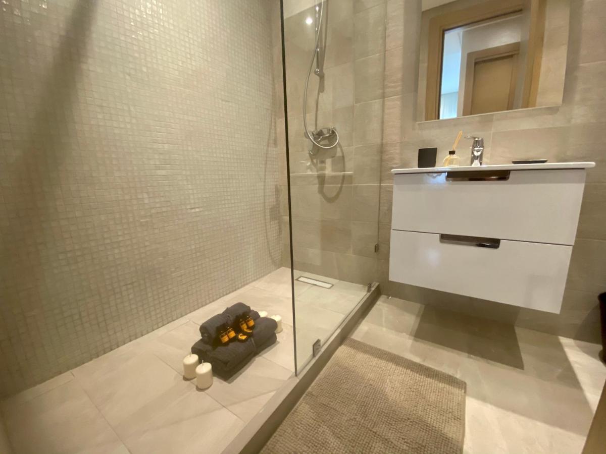 Luxueux Appartement Avec Vue Panoramique, Proche De La Gare Welcome Stay คาซาบลังกา ภายนอก รูปภาพ